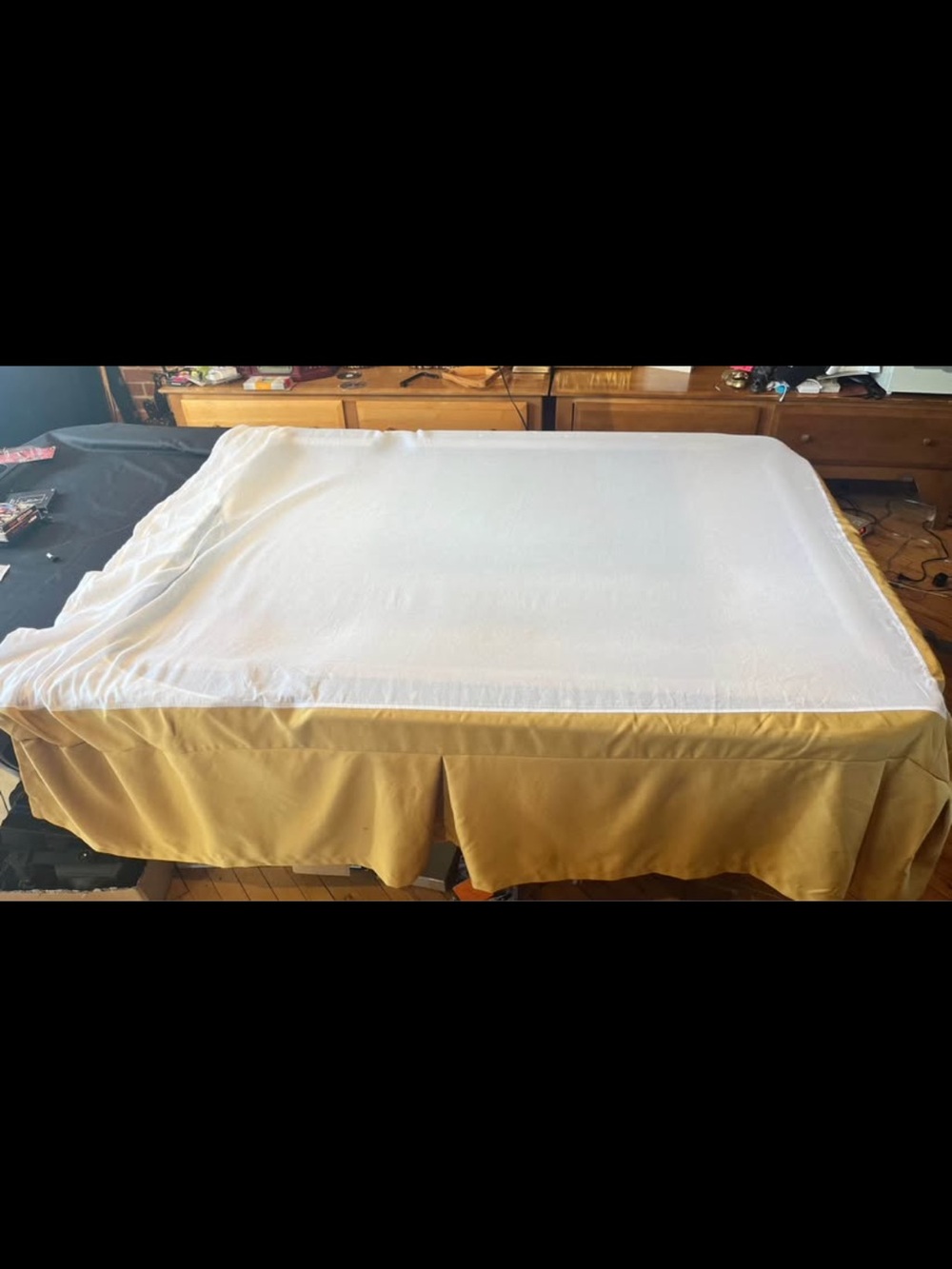 King Size Bed skirt